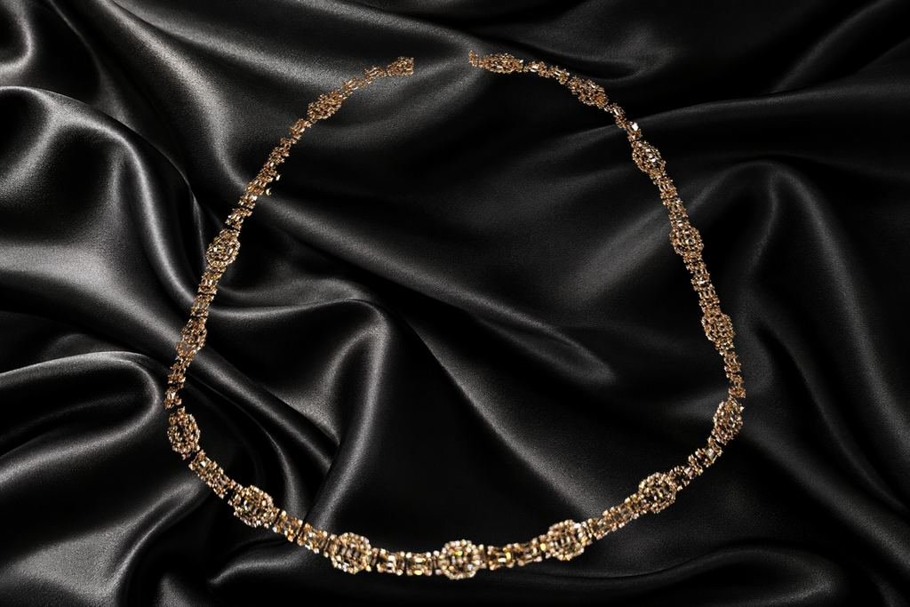 Collar de eslabón alterno. Eslabones alternos, ligeros.